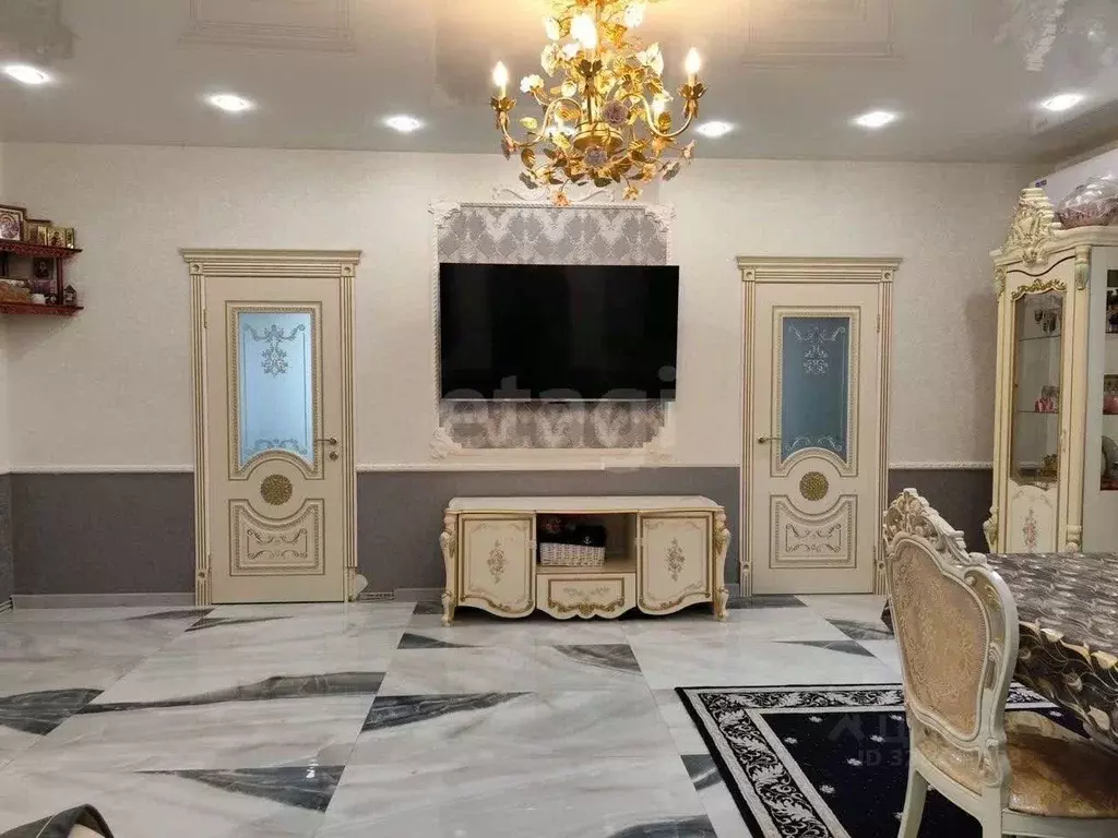 Дом в Ростовская область, Батайск Трудовой пер. (158 м) - Фото 1