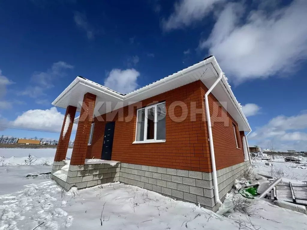 Дом в Белгородская область, Строитель Яковлевский городской округ, ... - Фото 1