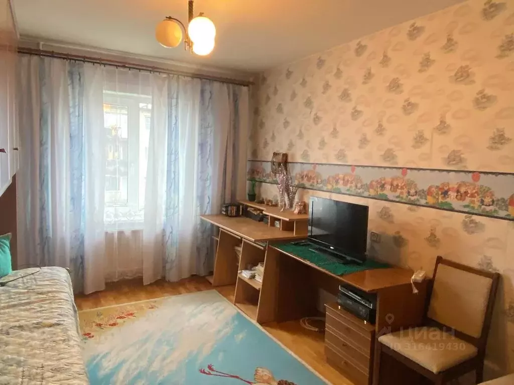 3-к кв. Санкт-Петербург Ключевая ул., 13 (70.7 м) - Фото 0