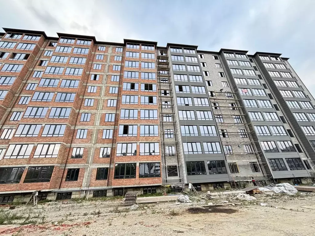 2-к кв. Кабардино-Балкария, Нальчик ул. Ватутина, 29 (80.0 м) - Фото 0