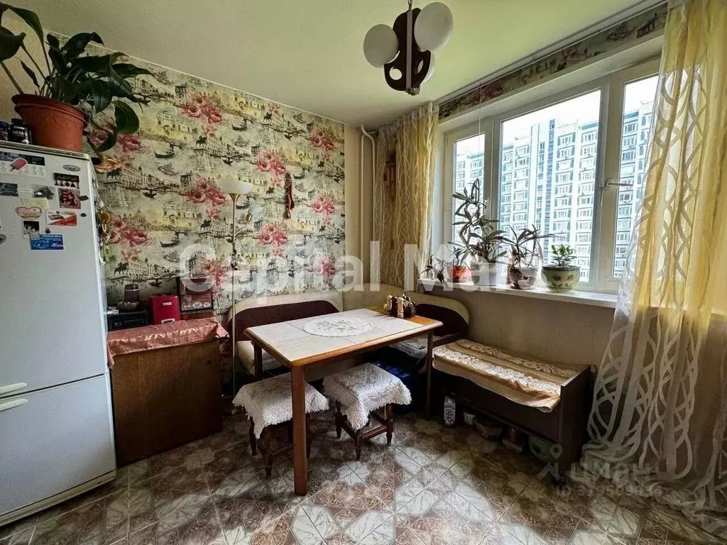 2-к кв. Москва Осенний бул., 8К1 (58.0 м) - Фото 1