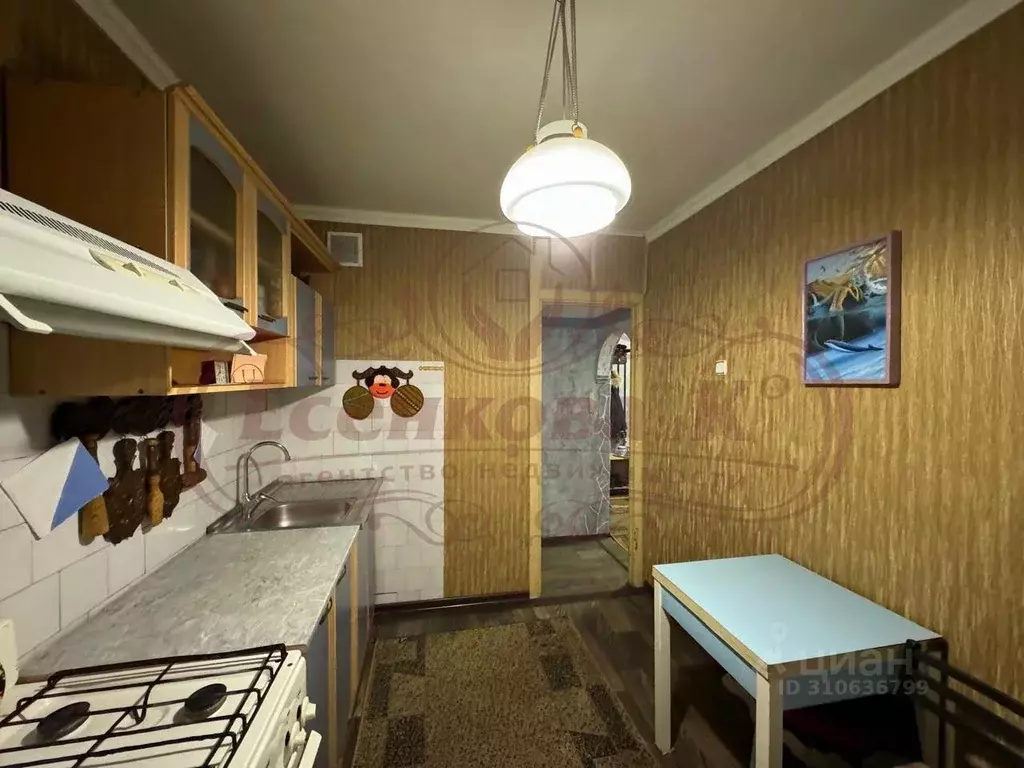 3-к кв. Курганская область, Курган Заозерный жилрайон, 6-й мкр, 3 ... - Фото 1