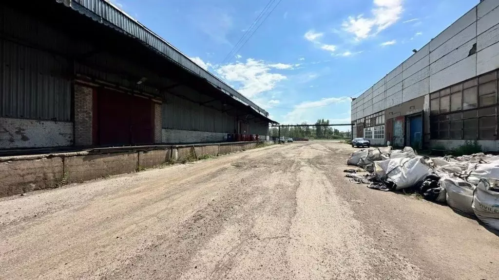 Помещение свободного назначения в Татарстан, Набережные Челны ул. ... - Фото 1