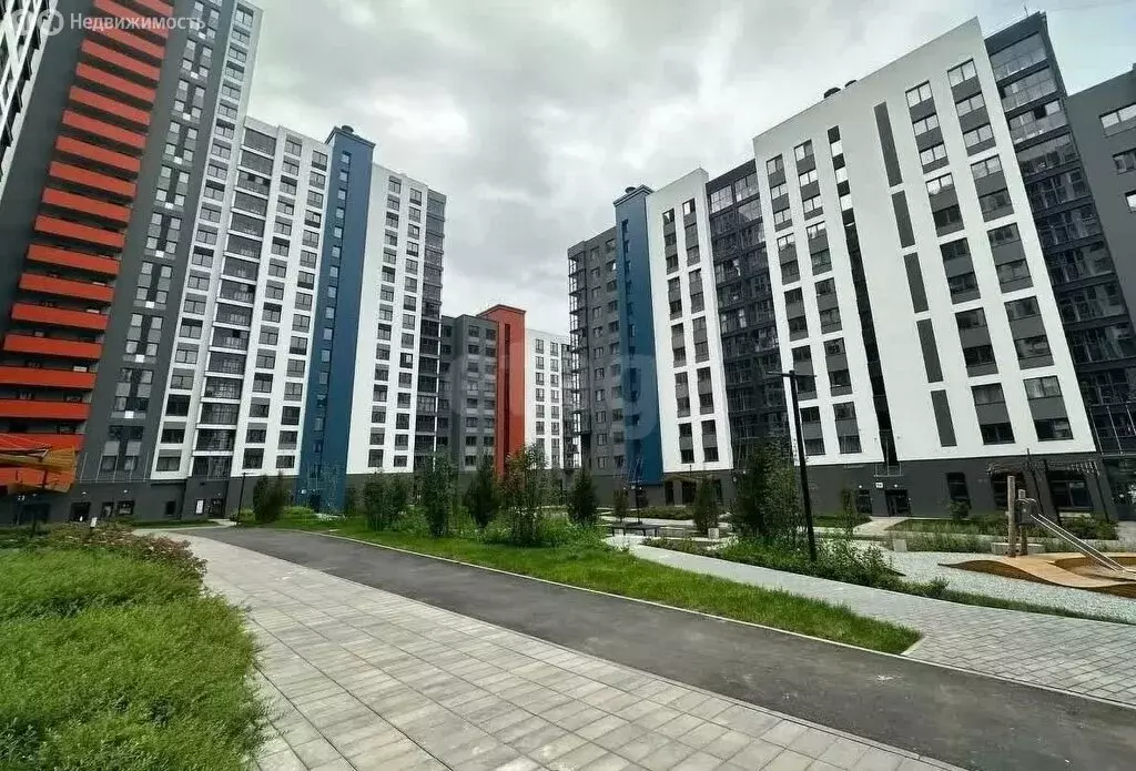 2-комнатная квартира: Пермь, Серебристая улица, 7 (50.5 м) - Фото 2