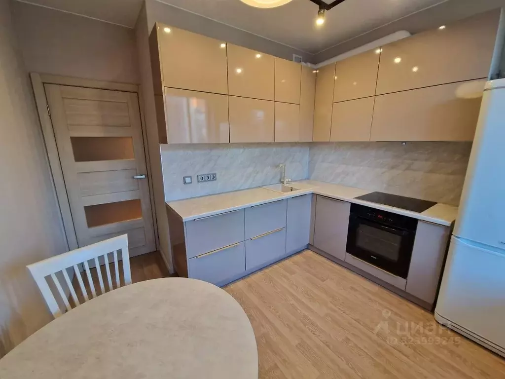 1-к кв. Ленинградская область, Мурино Всеволожский район, ул. ... - Фото 2