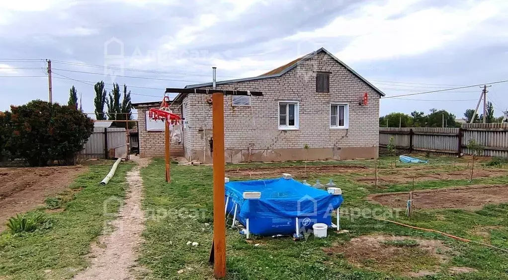 Дом в Волгоградская область, Иловлинский район, с. Большая Ивановка ... - Фото 1