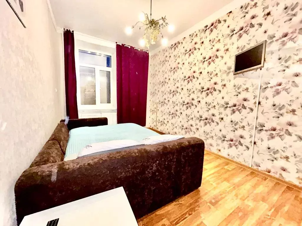 2-к кв. Татарстан, Казань ул. Пушкина, 5/43 (50.0 м) - Фото 1