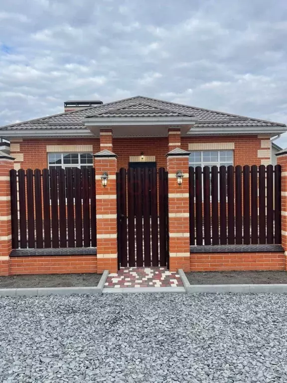 Дом в Ростовская область, Мясниковский район, с. Большие Салы ул. ... - Фото 1