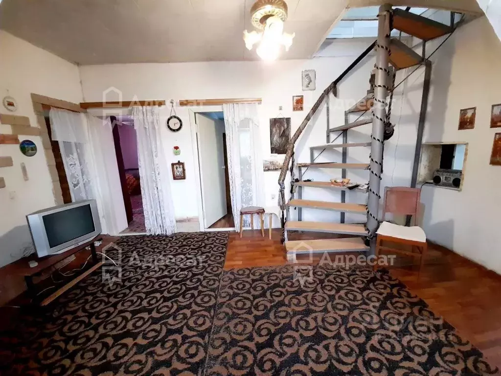 Дом в Волгоградская область, Волгоград пос. Сакко и Ванцетти, ул. ... - Фото 1