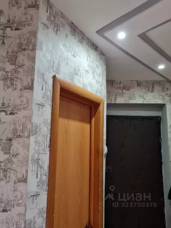 3-к кв. Волгоградская область, Суровикино 1-й мкр, 13 (44.5 м) - Фото 1