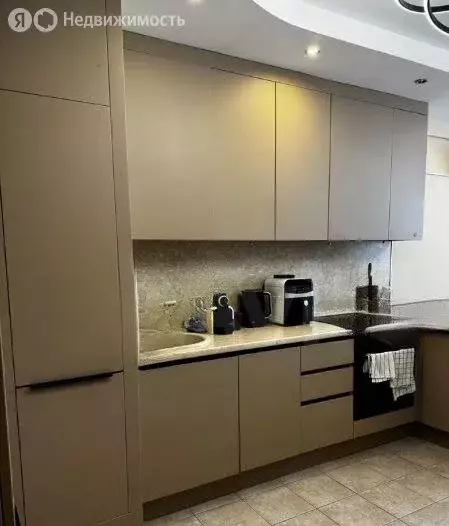 2-комнатная квартира: Тюмень, Харьковская улица, 59/4 (88.8 м) - Фото 0