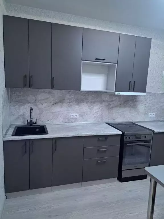 1-к. квартира, 39 м, 7/8 эт. - Фото 1
