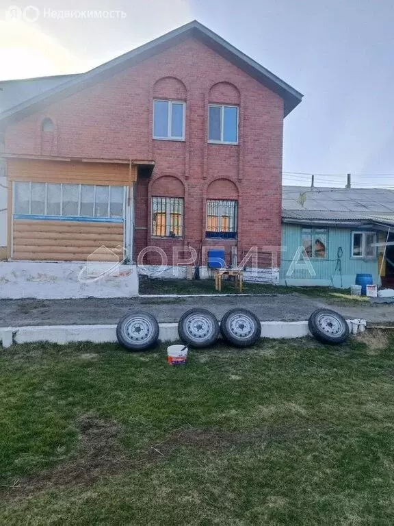 Дом в Тюмень, микрорайон Березняковский, Карельская улица (200 м) - Фото 2