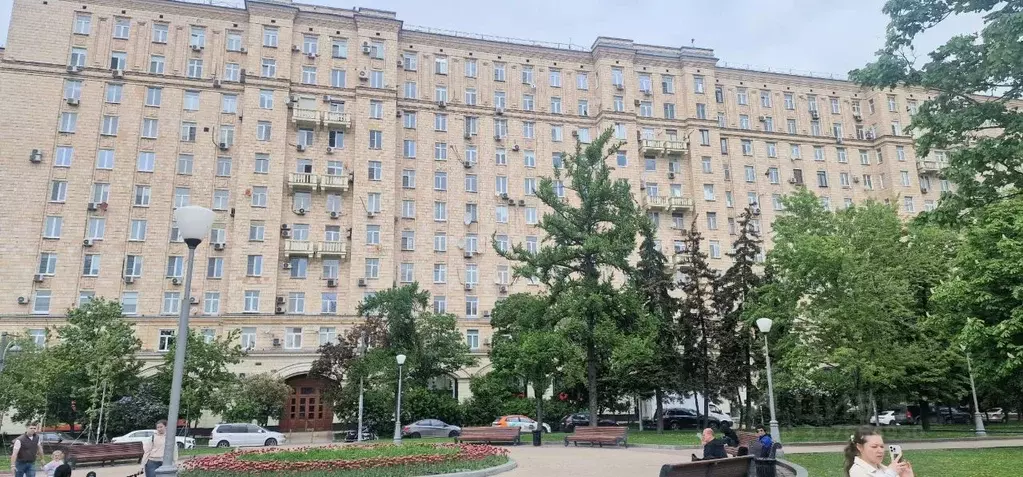 Комната Москва пл. Победы, 2К2 (21.0 м) - Фото 0