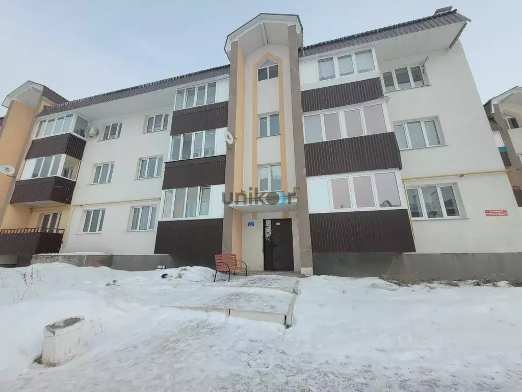 2-к кв. Башкортостан, Иглинский сельсовет, с. Иглино ул. Строителей, ... - Фото 1
