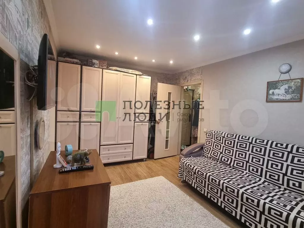 1-к. квартира, 30 м, 9/9 эт. - Фото 0