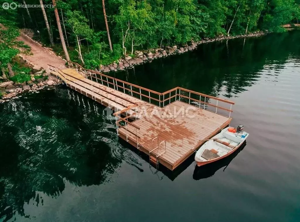 Участок в Выборгский район, Приморское городское поселение, посёлок ... - Фото 1