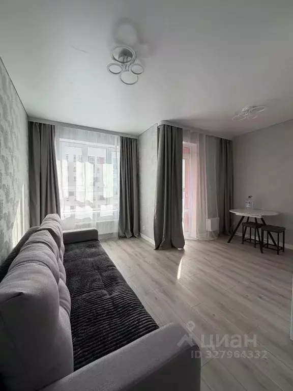 Студия Свердловская область, Екатеринбург ул. Академика Ландау, 37 ... - Фото 1