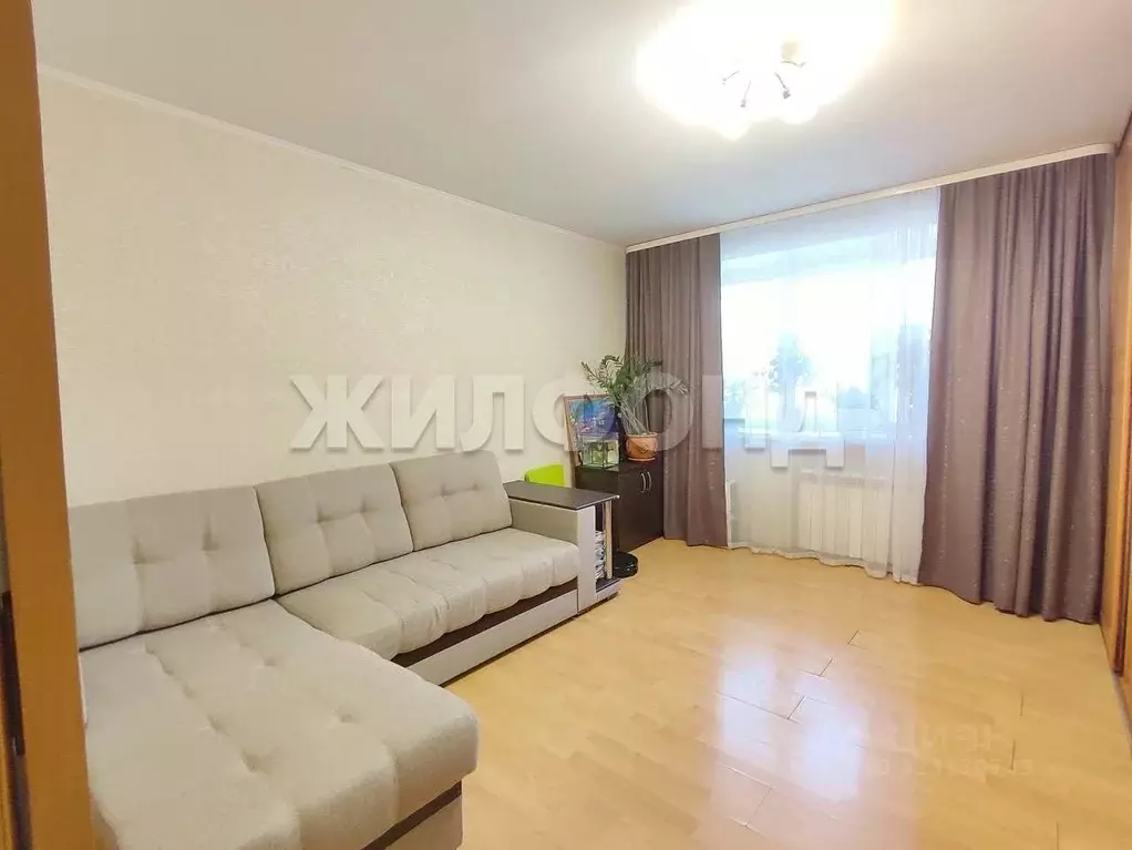 2-к кв. Новосибирская область, Новосибирск ул. Дуси Ковальчук, 83 ... - Фото 0