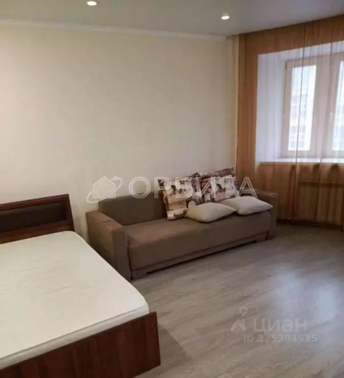 1-к кв. Тюменская область, Тюмень ул. Циолковского, 20А (50.0 м) - Фото 1