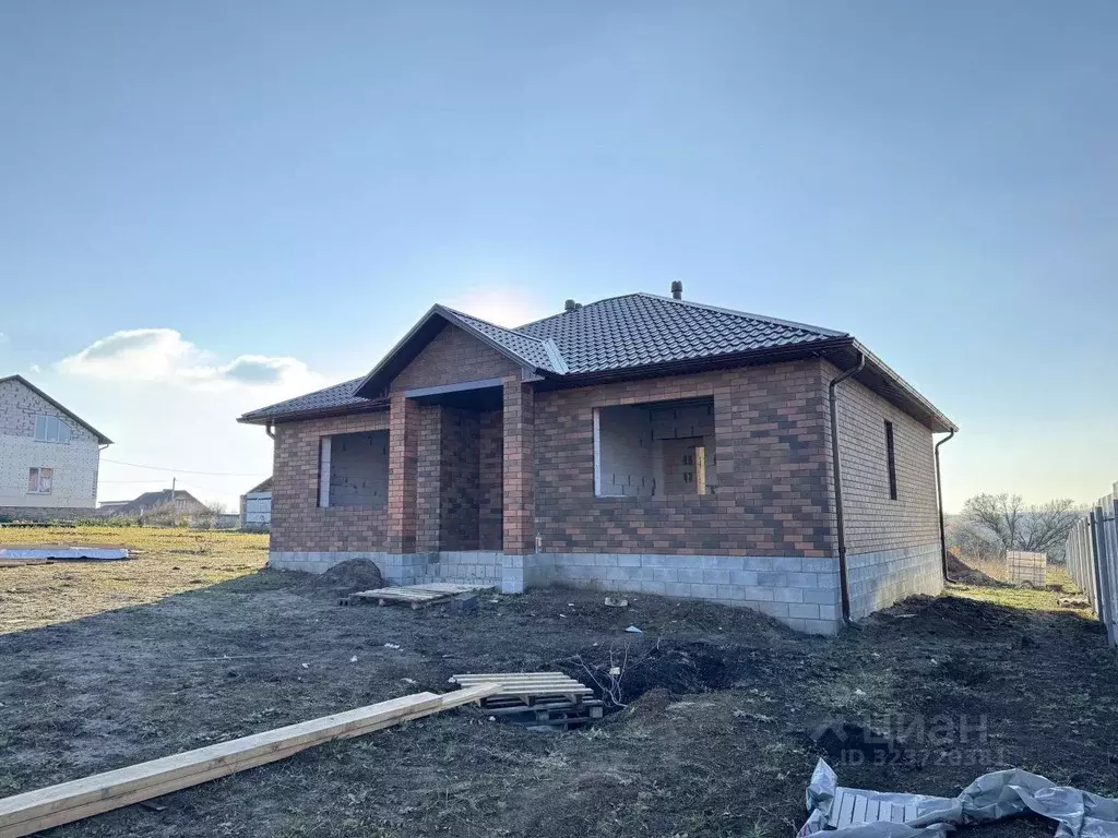 Дом в Белгородская область, Белгородский район, с. Стрелецкое ул. ... - Фото 2