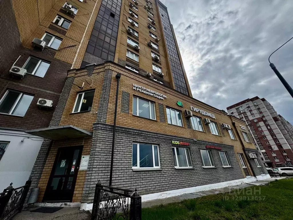 Помещение свободного назначения в Татарстан, Казань Чистопольская ул., ... - Фото 1
