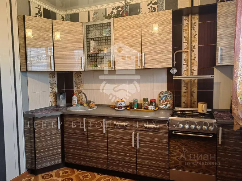 2-к кв. Орловская область, Орел Светофорный пер., 4 (51.2 м) - Фото 1