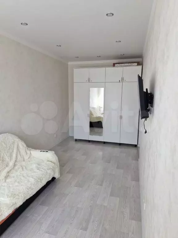 1-к. квартира, 40 м, 3/3 эт. - Фото 1