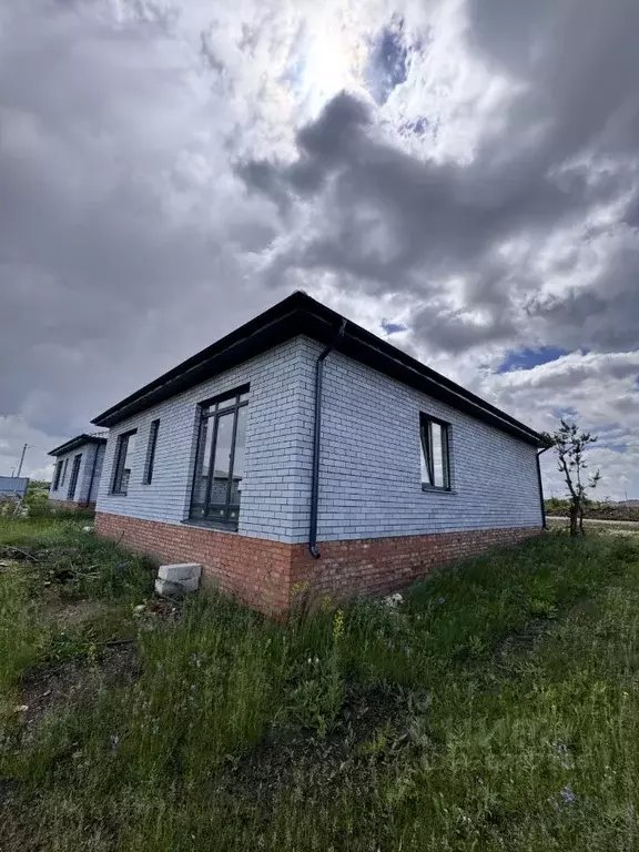 Дом в Саратовская область, пос. Рейник, Лазурный мкр 402 (105 м) - Фото 2