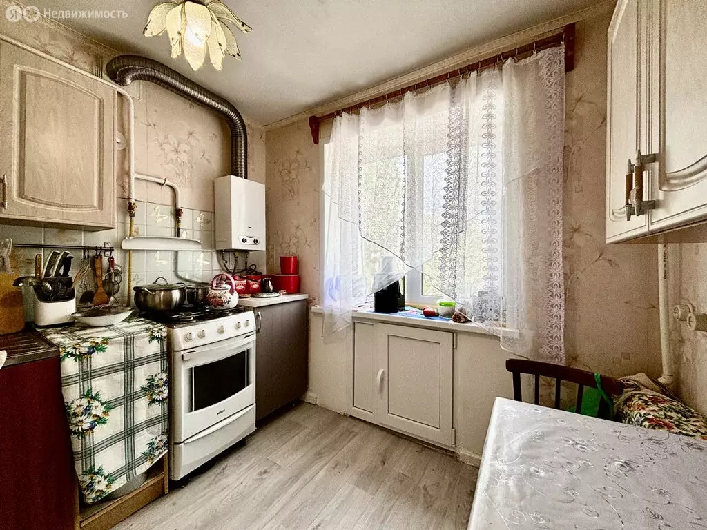 3-комнатная квартира: Октябрьский, улица Садовое Кольцо, 30 (56.9 м) - Фото 1