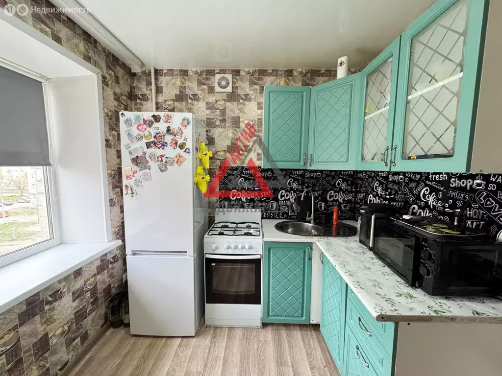 2-комнатная квартира: Каменск-Уральский, Каменская улица, 48 (42.3 м) - Фото 2