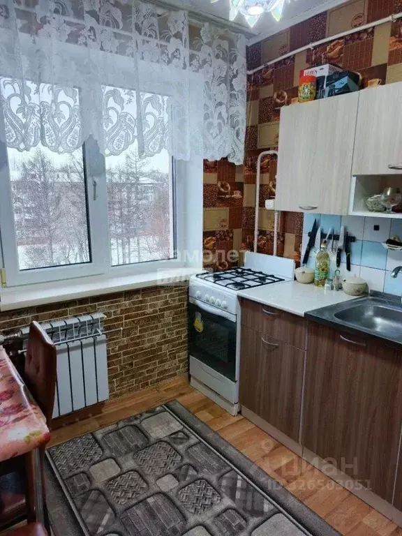 4-к кв. Омская область, Омск Заозерный мкр, ул. Бархатовой, 6А (60.0 ... - Фото 1