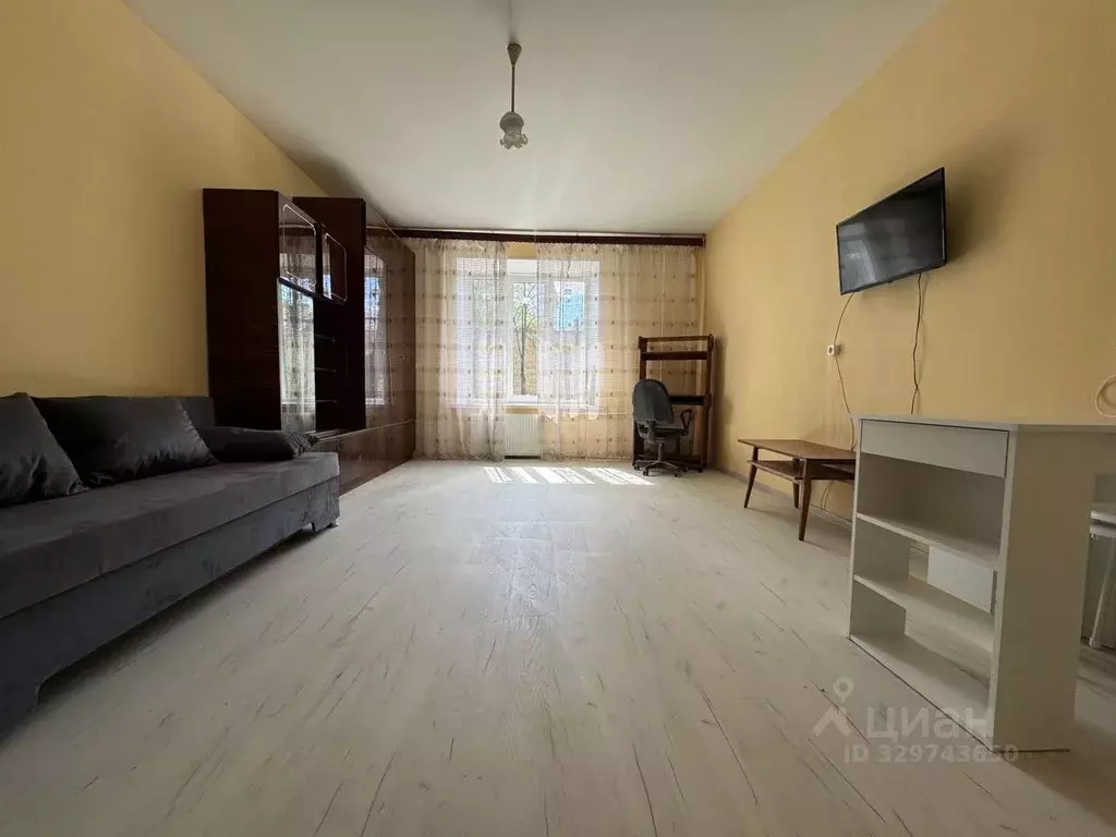 Комната Санкт-Петербург наб. Обводного Канала, 42 (24.0 м) - Фото 1