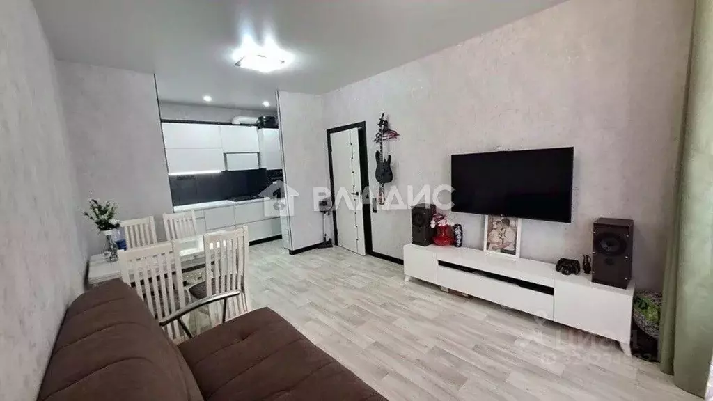 2-к кв. Волгоградская область, Волгоград ул. Тюленева, 13 (54.9 м) - Фото 2