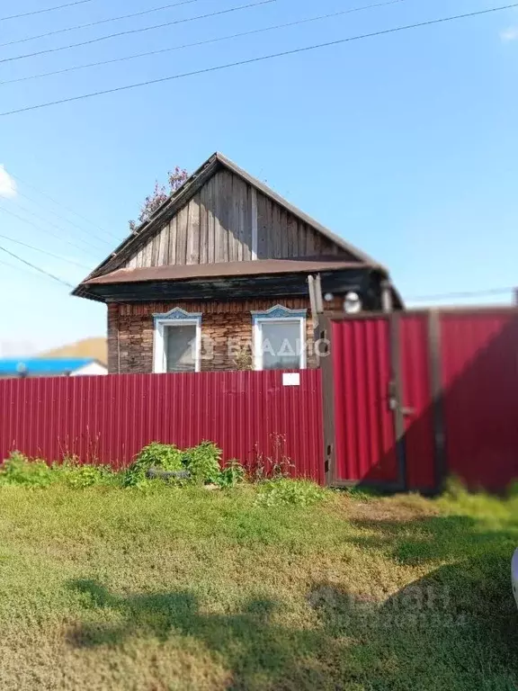 Дом в Алтайский край, Бийск городской округ, пос. Нагорный пер. ... - Фото 0