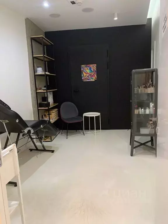 Торговая площадь в Москва Шлюзовая наб., 4 (20 м) - Фото 1