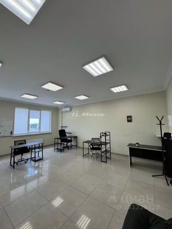 Офис в Крым, Симферополь ул. Киевская, 41 (40 м) - Фото 1