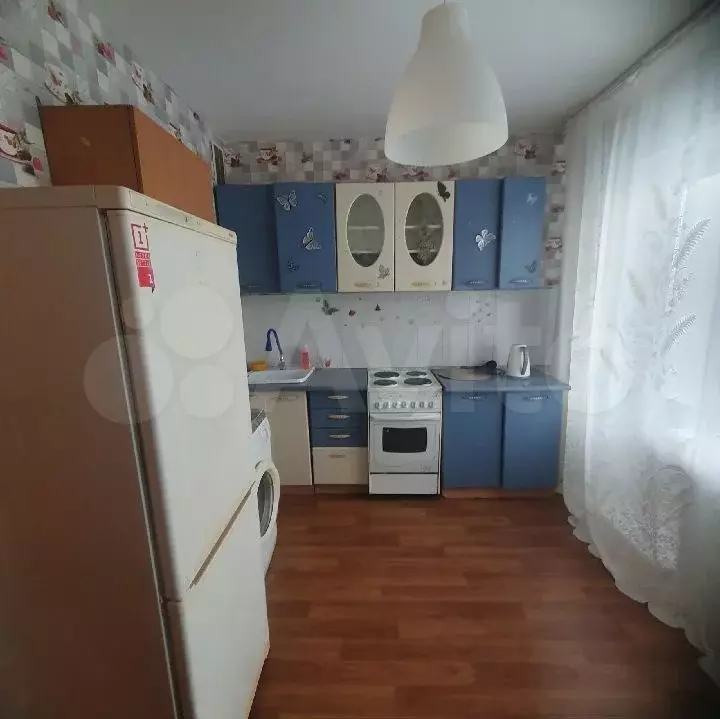 1-к. квартира, 40 м, 1/10 эт. - Фото 1