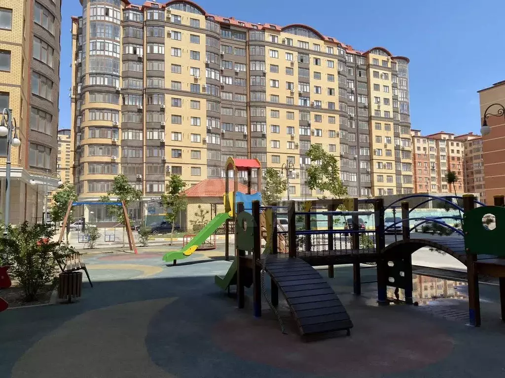 1-к. квартира, 52 м, 7/12 эт. - Фото 1