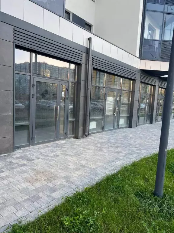 Помещение свободного назначения в Ленинградская область, Мурино ... - Фото 1