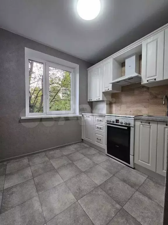 3-к. квартира, 60 м, 2/5 эт. - Фото 1