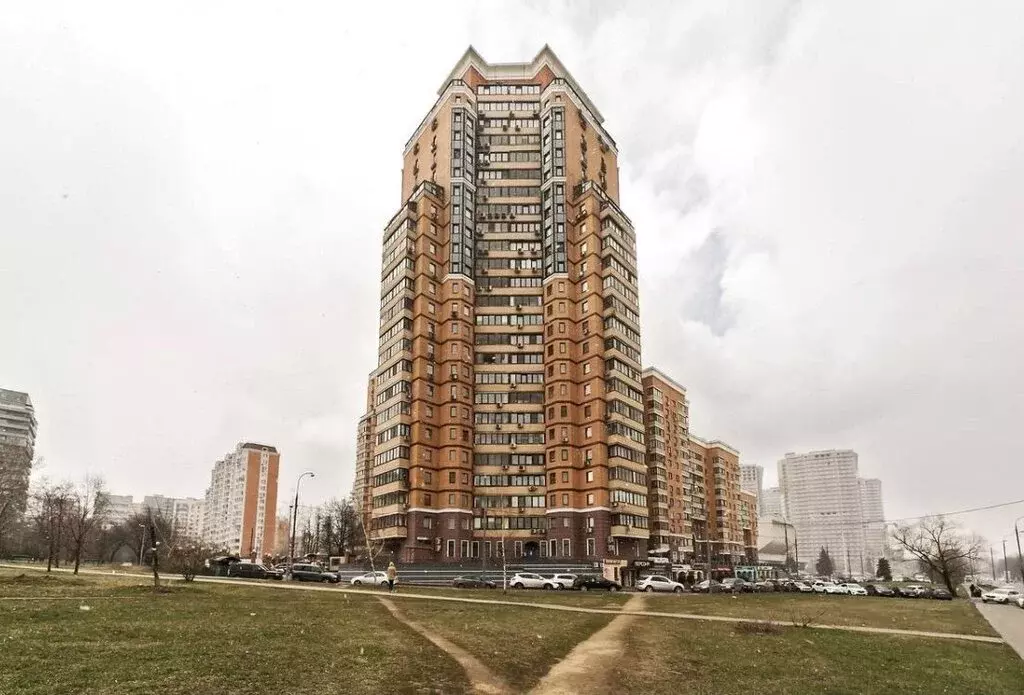 1-комнатная квартира: Москва, улица Лавочкина, 34 (72 м) - Фото 1