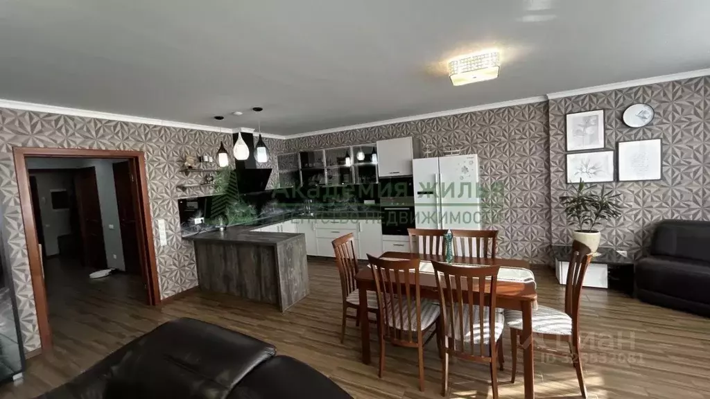 3-к кв. Саратовская область, Саратов Вольская ул., 2Д (115.0 м) - Фото 1