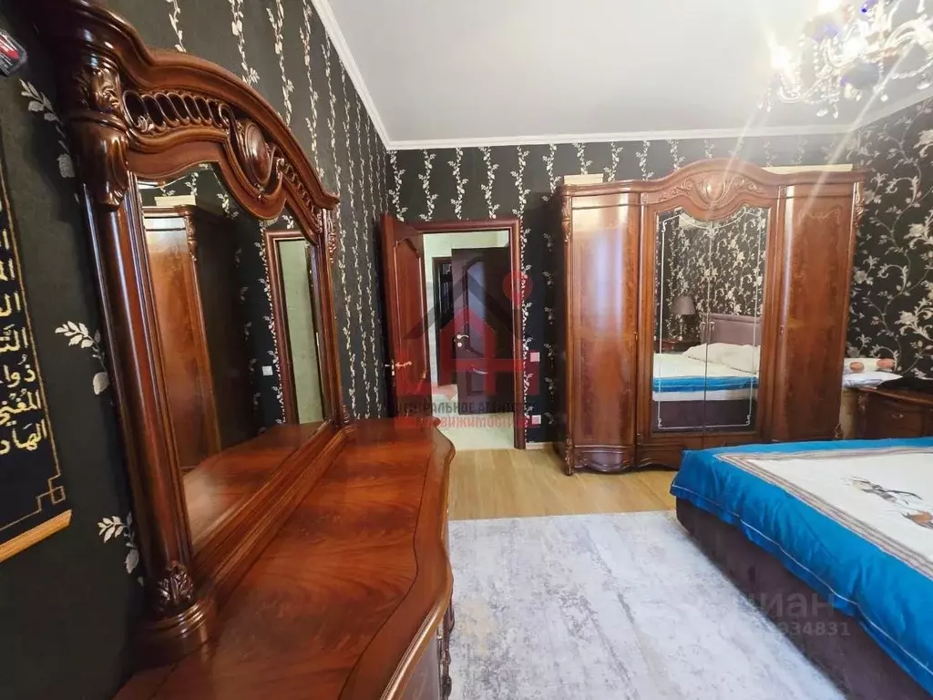 3-к кв. Ставропольский край, Ессентуки Октябрьская ул., 337 (100.0 м) - Фото 1