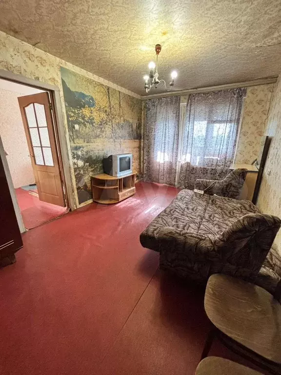 2-к. квартира, 42 м, 9/9 эт. - Фото 0