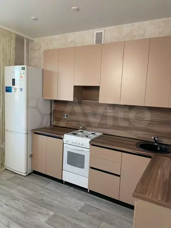 1-к. квартира, 41 м, 8/9 эт. - Фото 1