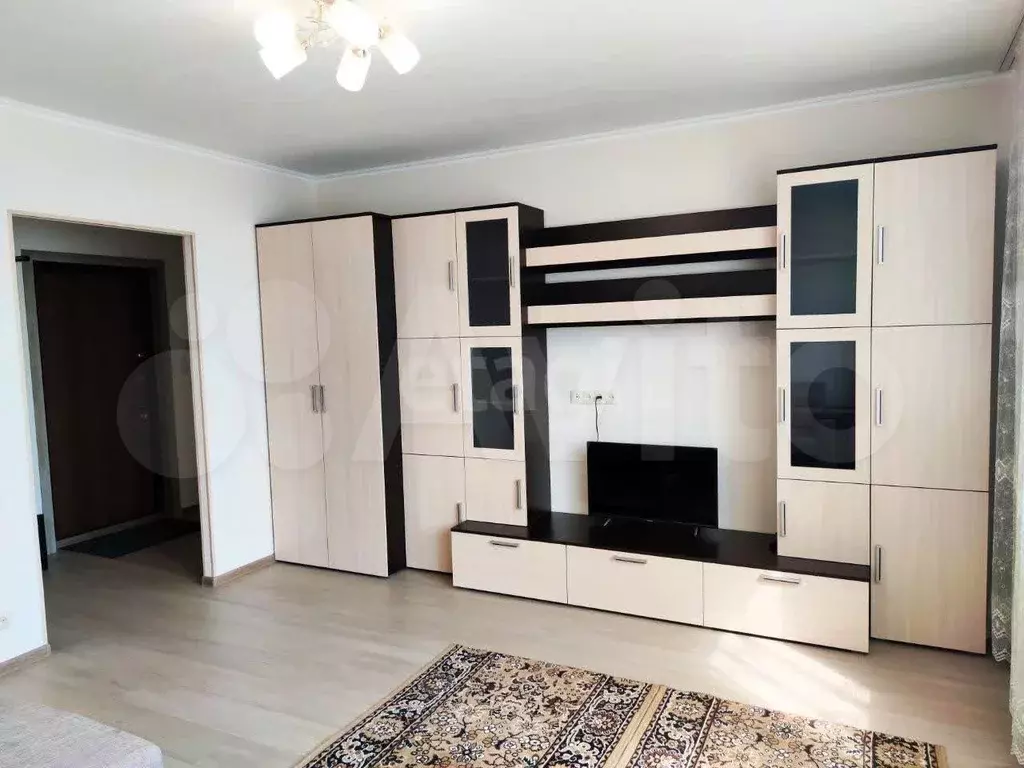 1-к. квартира, 42,5 м, 10/17 эт. - Фото 1