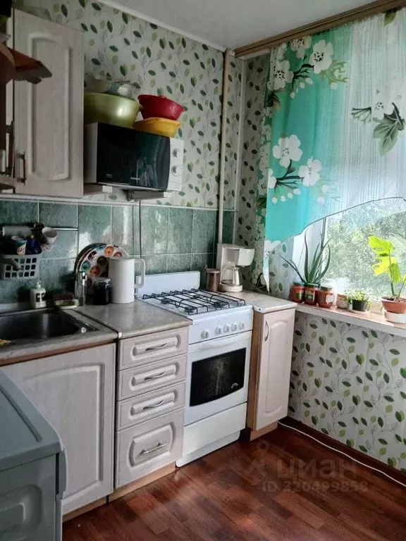 3-к кв. Оренбургская область, Орск Новый город мкр, ул. Комарова, 10 ... - Фото 2