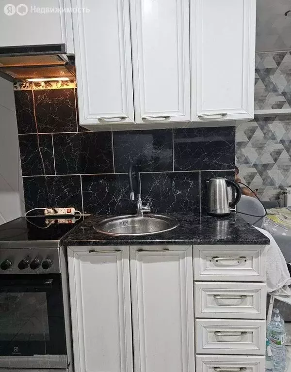 2-комнатная квартира: Сочи, Виноградная улица, 135 (36 м) - Фото 0