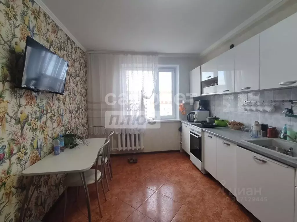 4-к кв. Ханты-Мансийский АО, Когалым Бакинская ул., 23 (74.0 м) - Фото 0